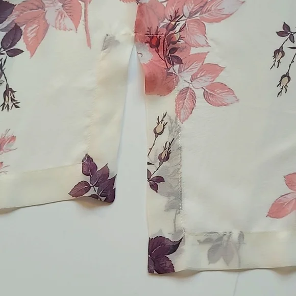 LOVER Long-Sleeve Floral Silk Blouse - Picture 6 of 9